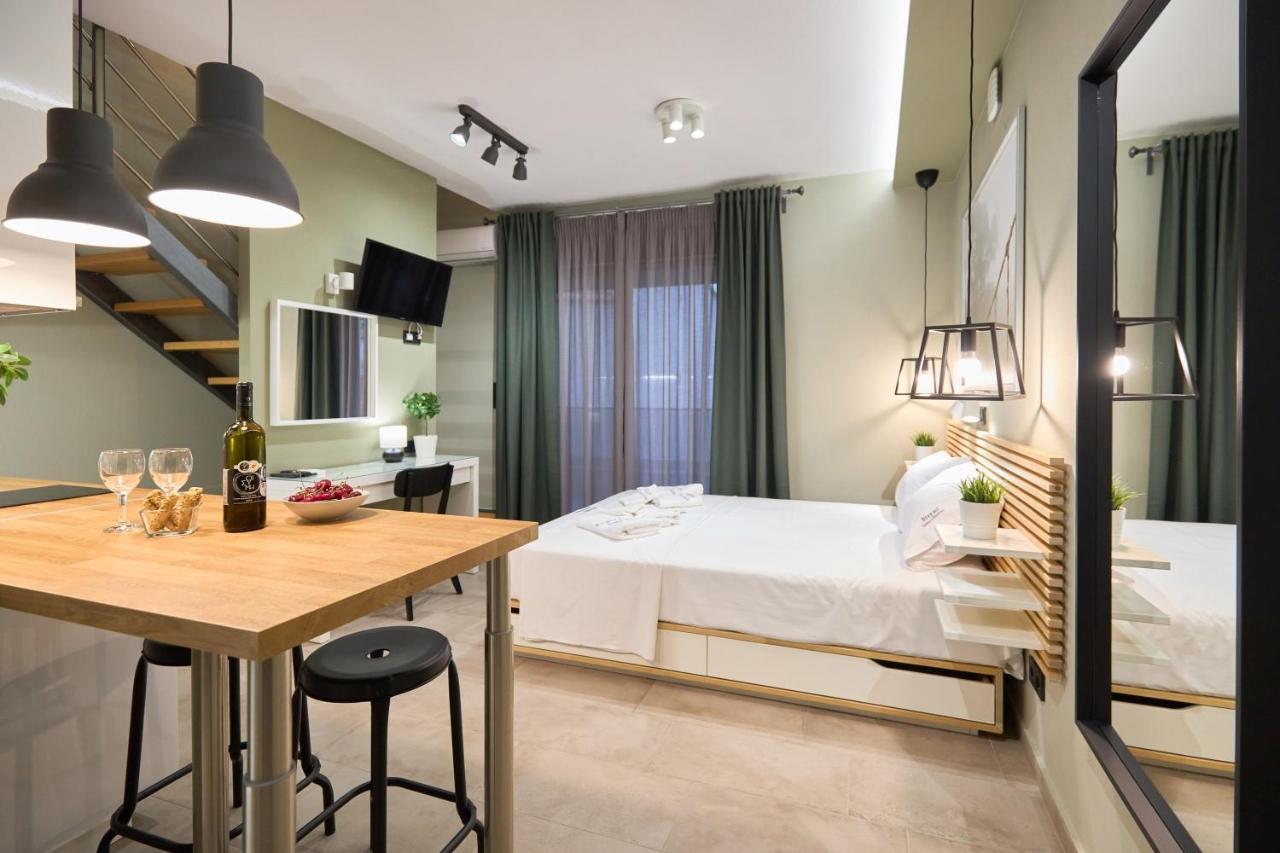 Oisymi Luxury Studios Néa Péramos 외부 사진